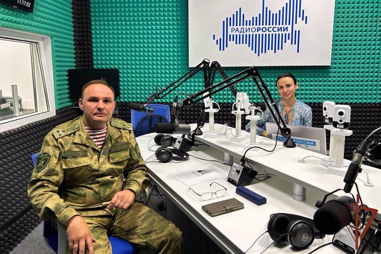 В юбилей Героя России Анатолия Романова росгвардейцы организовали ряд тематических мероприятий на Урале