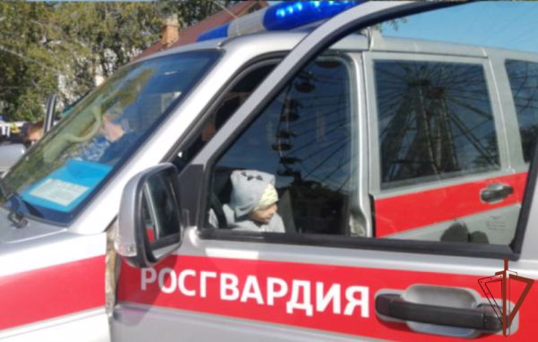 Тематические встречи провели росгвардейцы с юными зауральцами
