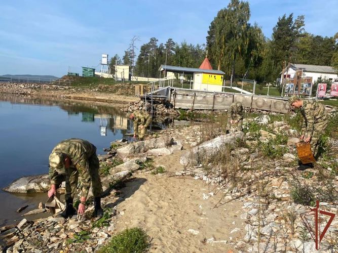 Росгвардейцы поддержали акцию «Зеленая Россия» на Урале