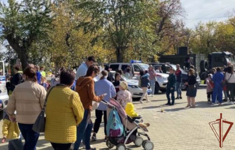 Тематические встречи провели росгвардейцы с юными зауральцами