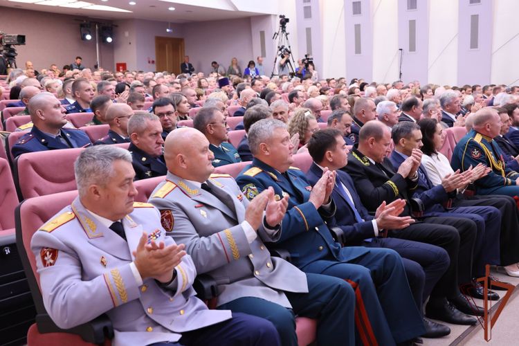 Первый заместитель командующего Приволжским округом Росгвардии принял участие в торжественной церемонии инаугурации губернатора Самарской области