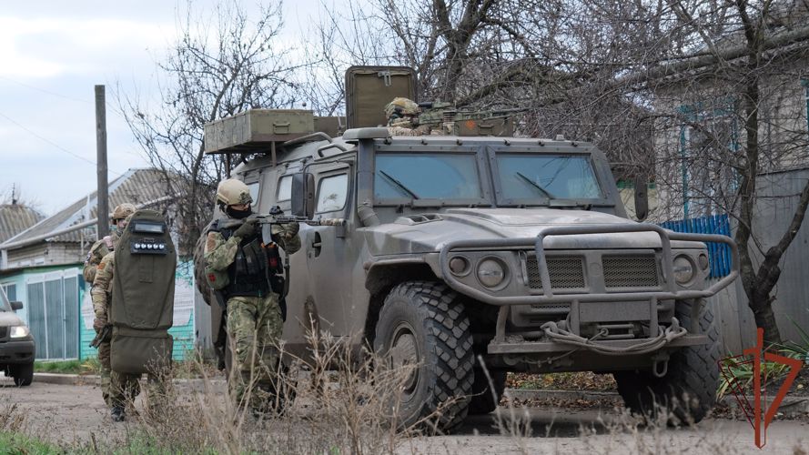 Военнослужащие и сотрудники сил специального назначения Росгвардии встречают профессиональный праздник
