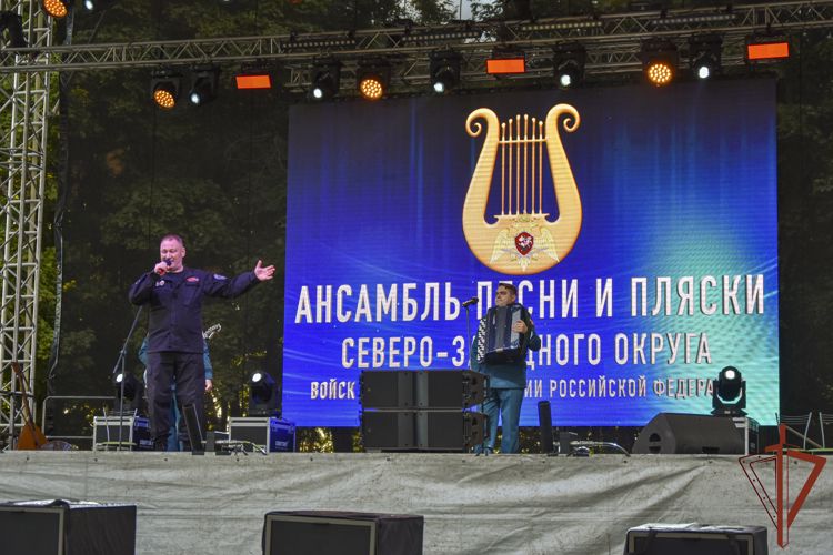 Ансамбль Северо-Западного округа Росгвардии стал участником патриотического фестиваля «Сабуровская крепость»