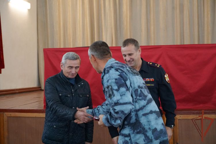 Вручение государственных наград отличившимся в ходе СВО росгвардейцам прошло в Карелии
