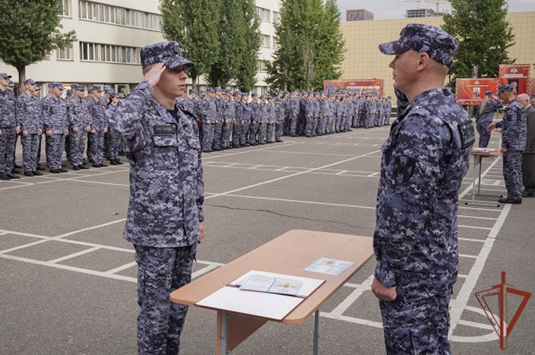 Более 200 сотрудников Главного управления Росгвардии по г. Москве завершили профессиональное обучение