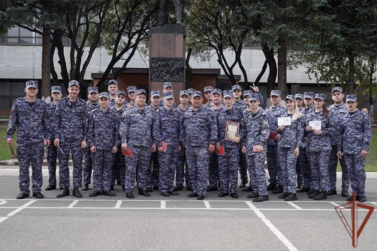 Более 200 сотрудников Главного управления Росгвардии по г. Москве завершили профессиональное обучение