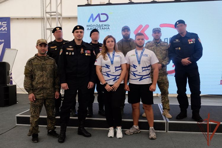  Росгвардейцы приняли участие в открытии Северо-Кавказского молодежного форума «Каспий – 2023»