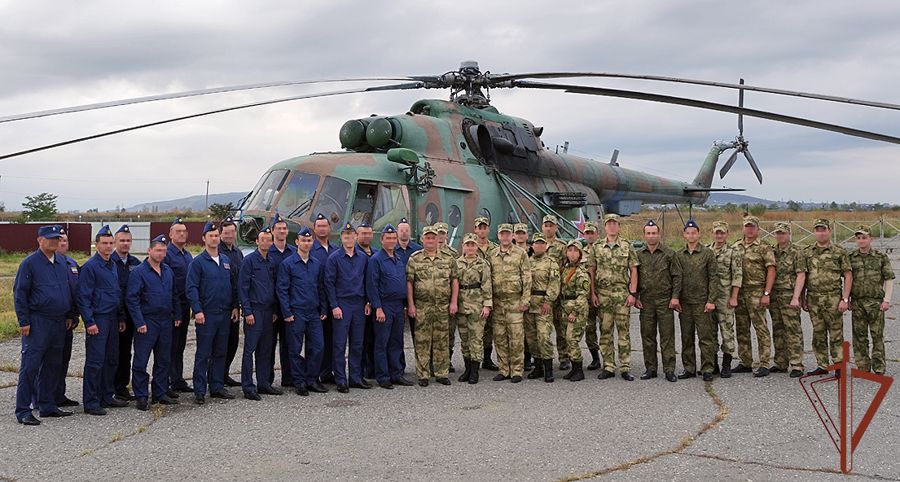 Экипажи смешанного авиационного полка Росгвардии успешно завершили выполнение задач на Северном Кавказе