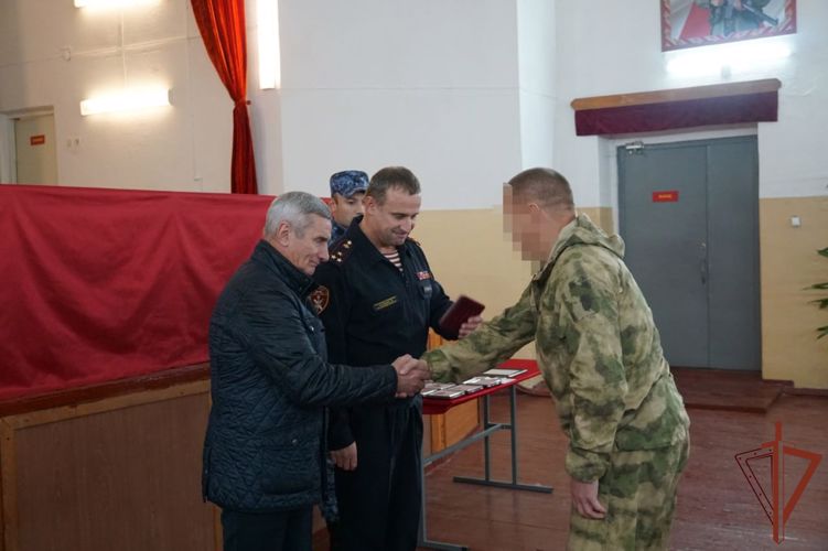 Вручение государственных наград отличившимся в ходе СВО росгвардейцам прошло в Карелии