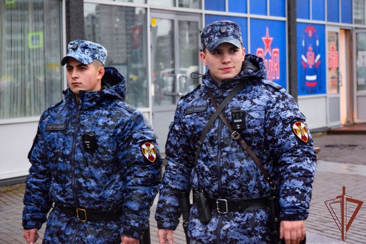 Росгвардейцы обеспечили безопасность матча КХЛ в Санкт-Петербурге