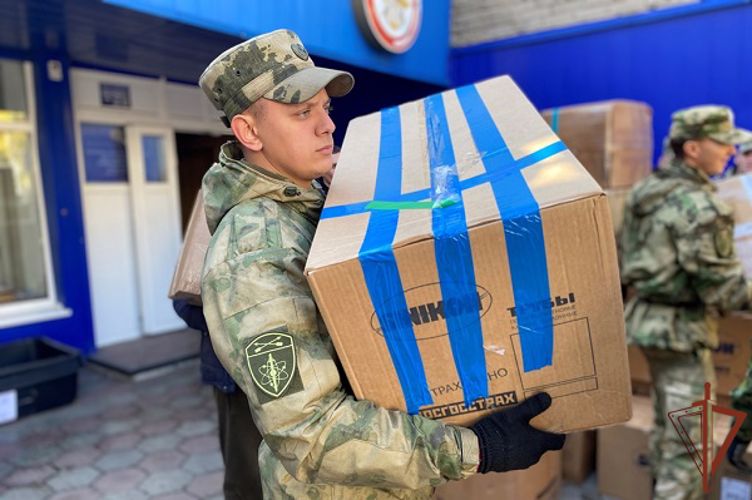 Росгвардия в Томской области приняла участие в отправке гуманитарной помощи в зону СВО