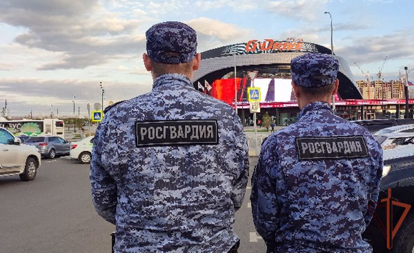 Росгвардейцы обеспечили правопорядок во время проведения хоккейных матчей в Омске             