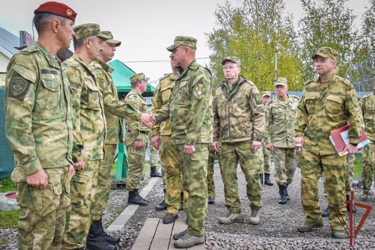 Командующий Северо-Западным округом Росгвардии проверил работу учебного центра 