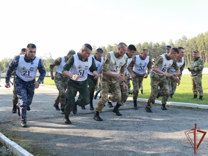 Чемпионат по военно-прикладным видам спорта завершился в Уральском округе Росгвардии