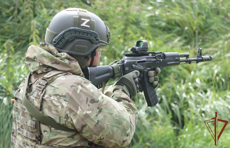 Тюменский ОМОН Росгвардии отметил 32-ю годовщину со дня сформирования