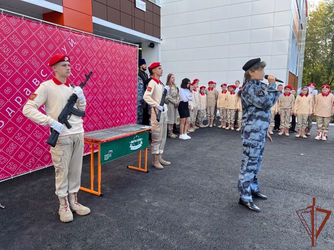  «Парту Героя» в честь командира ОМОН открыли в Твери