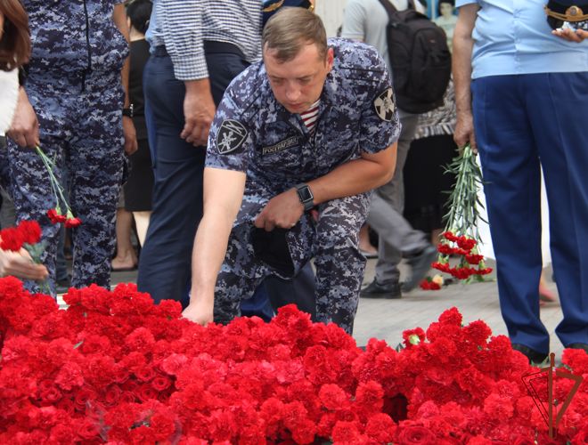 Росгвардейцы почтили память жертв бесланской трагедии