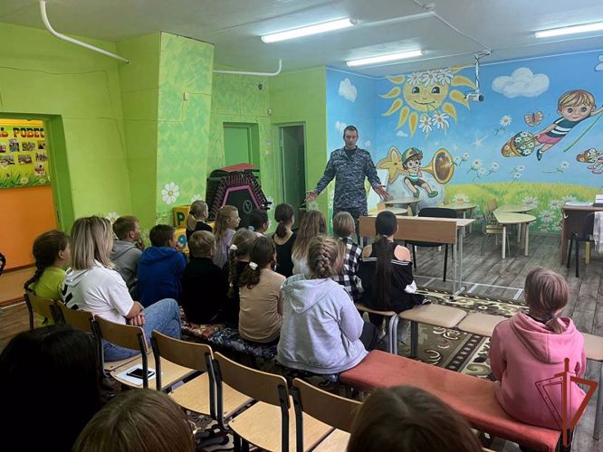 В юбилей Героя России Анатолия Романова росгвардейцы организовали ряд тематических мероприятий на Урале