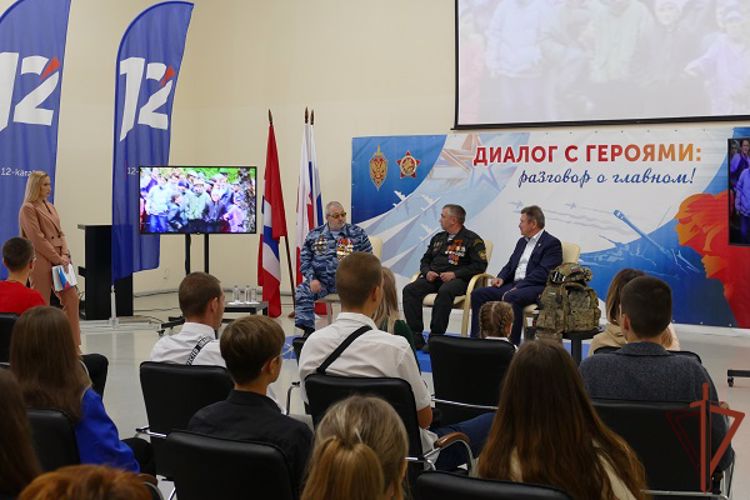 Ветераны спецподразделений Росгвардии приняли участие в проекте омского телевидения «Диалог с героями»