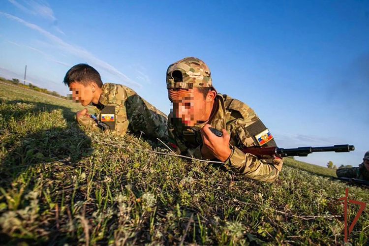 Учащиеся профильного класса Росгвардии из Запорожской области стали финалистами «Зарницы Поволжья - 2023»