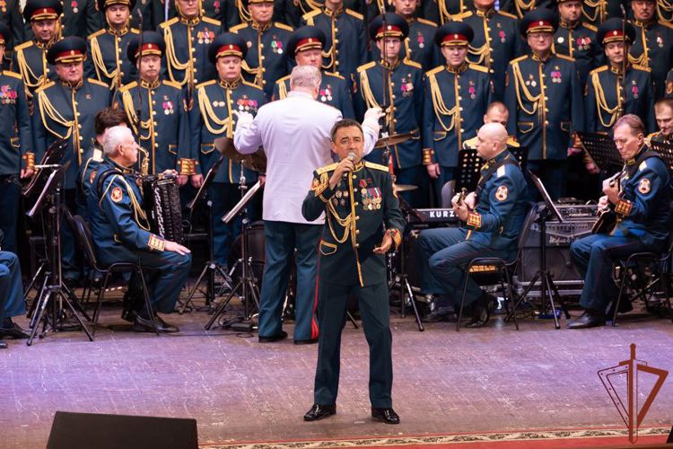 Академический ансамбль песни и пляски Росгвардии награжден орденом «За заслуги в культуре и искусстве»