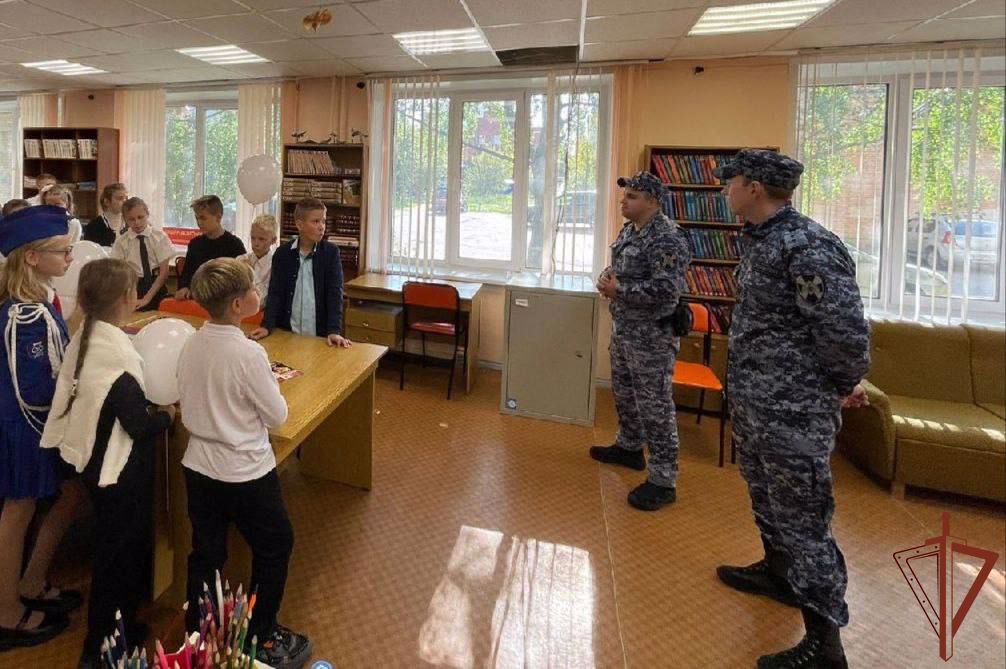 При участии Росгвардии в Центральной России состоялись мероприятия в рамках Дня солидарности в борьбе с терроризмом