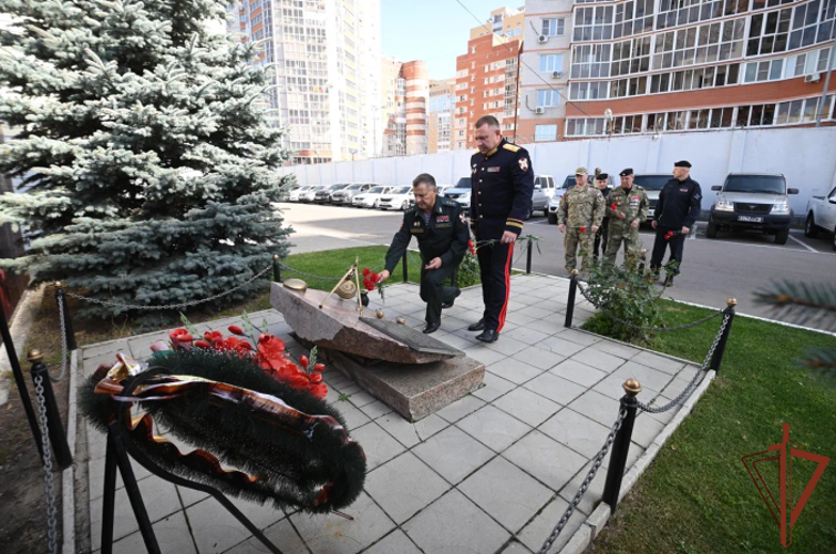 Командующий Центральным округом Росгвардии проинспектировал подразделения ведомства в Воронежской области