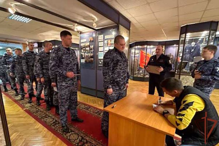 В столичном управлении Росгвардии прошла лекция в рамках акции «Поделись своим знанием»