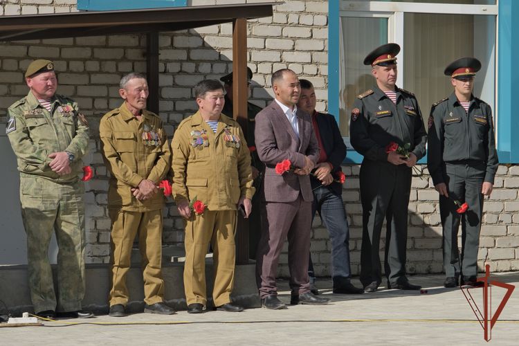 Память военнослужащего Росгвардии увековечили в Республике Алтай