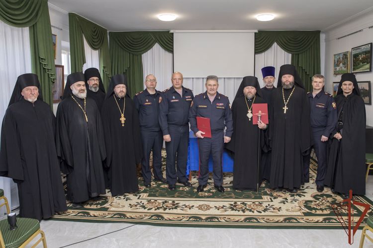 Подписано соглашение о взаимодействии Росгвардии со Староладожским Никольским монастырем