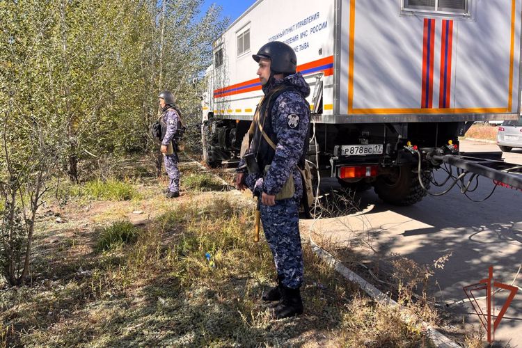 Росгвардия приняла участие в межведомственном учении на объекте образования в Республике Тыва