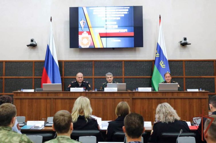Учебно-методический сбор с начальниками пресс-служб Уральского округа Росгвардии завершился в Тюмени (видео)