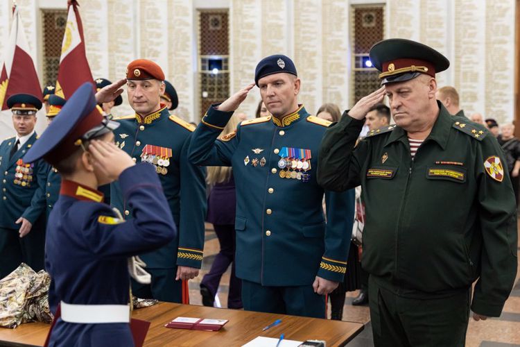 Генерал-лейтенант Алексей Воробьев поздравил воспитанников МПКУ имени М.А. Шолохова с принятием клятвы кадета Росгвардии