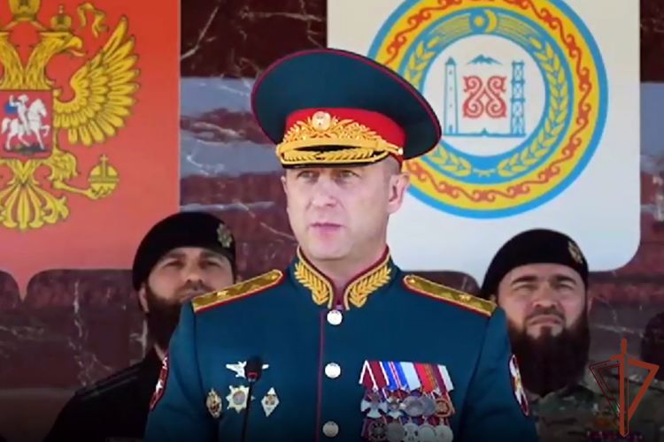 Веденскому отдельному специальному моторизованному батальону Росгвардии вручено Боевое знамя нового образца