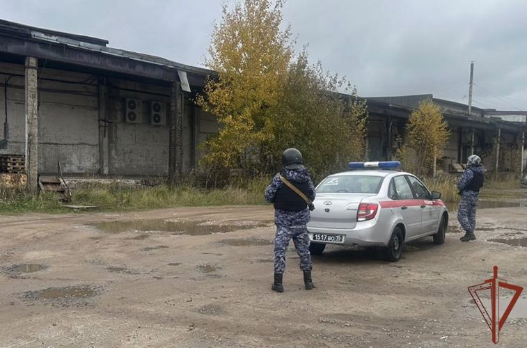 Благодаря росгвардейцам предотвращен пожар на охраняемом объекте в Ярославской области