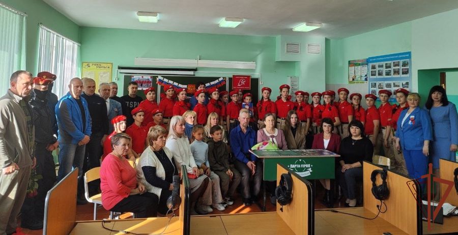 В Белгородской области открыли парту Героя памяти ветерана Росгвардии 