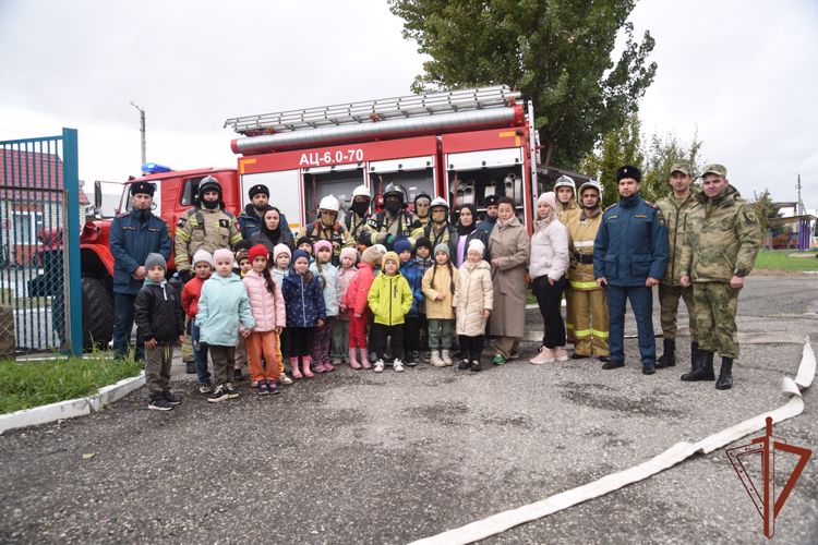 В Грозном прошло совместное пожарно-тактическое учение Росгвардии и МЧС