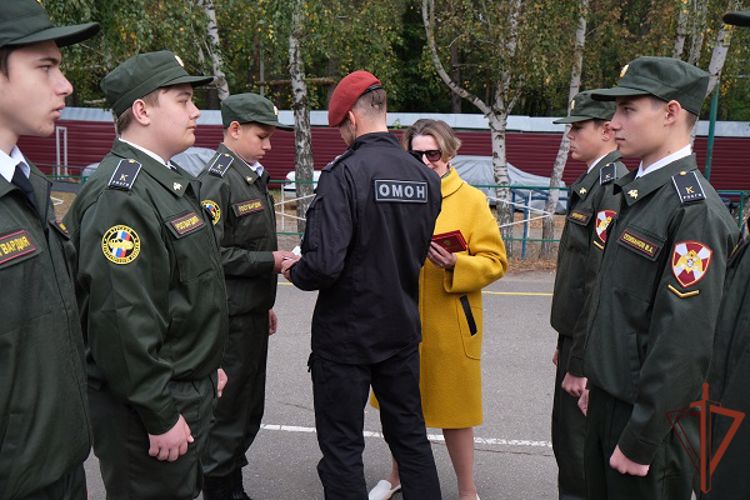 Учащиеся колледжа пополнили ряды воспитанников групп Росгвардии в Курске