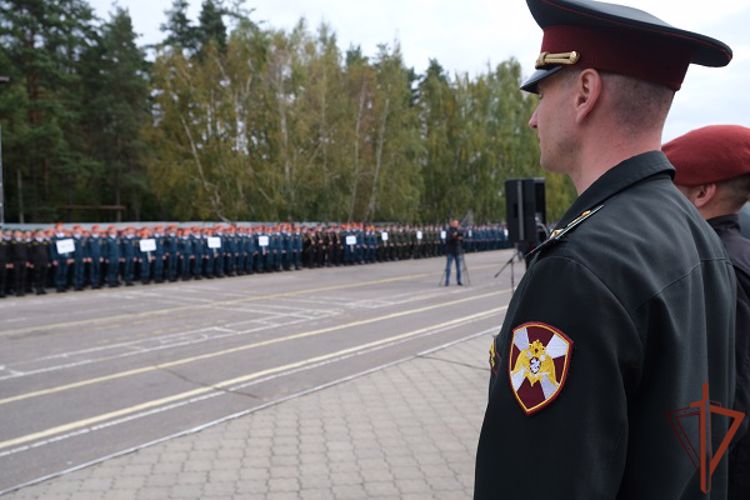 Учащиеся колледжа пополнили ряды воспитанников групп Росгвардии в Курске