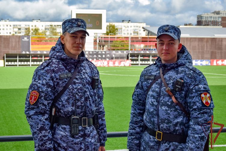 Росгвардейцы обеспечили безопасность футбольного матча в Санкт-Петербурге