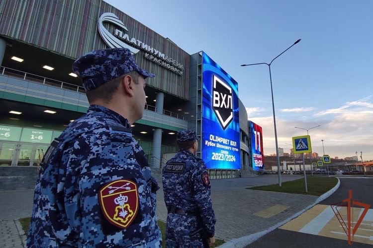 Росгвардия обеспечила безопасность матчей КХЛ, ВХЛ и турнира по хоккею с мячом в городах Сибирского федерального округа