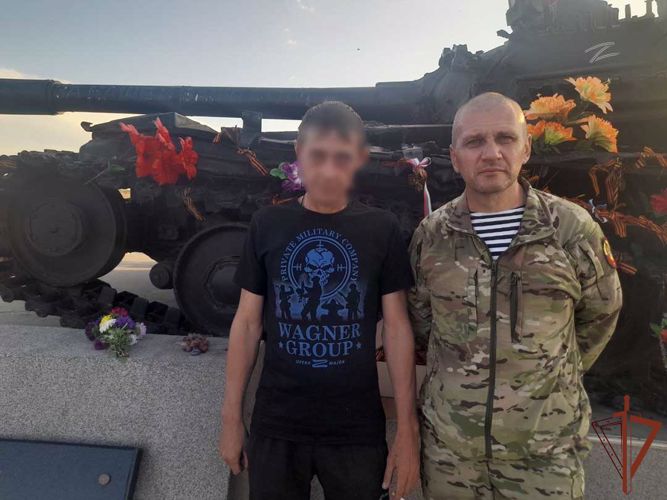 Ветеран челябинского СОБР передал гуманитарную помощь участникам СВО