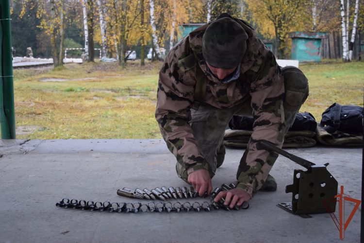 Командующий Центральным округом Росгвардии подвёл итоги учебного сбора с офицерами-выпускниками военных вузов 