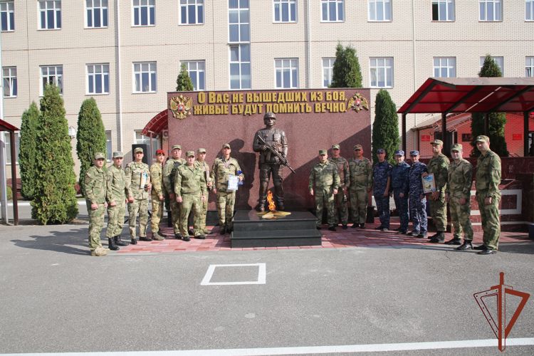 Чемпионат Северо-Кавказского округа Росгвардии по плаванию завершился в Пятигорске