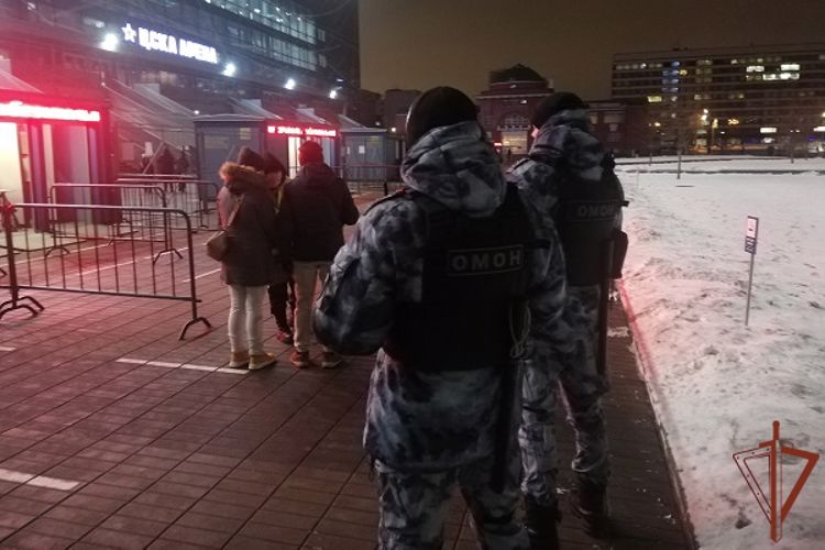 Правопорядок на футбольных матчах  РПЛ  обеспечила Росгвардия в Москве