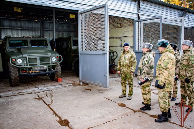 Командующий Северо-Западным округом Росгвардии проверил готовность подразделений бригады в Ленинградской области  