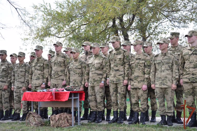Сбор с выпускниками военных вузов 2023-го года завершился  в Северо-Кавказском округе Росгвардии 