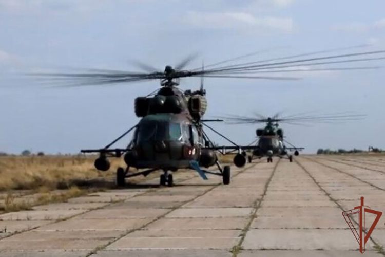 Росгвардия показала выполнение летчиками ведомства задач по ведению разведки и доставке грузов (видео)