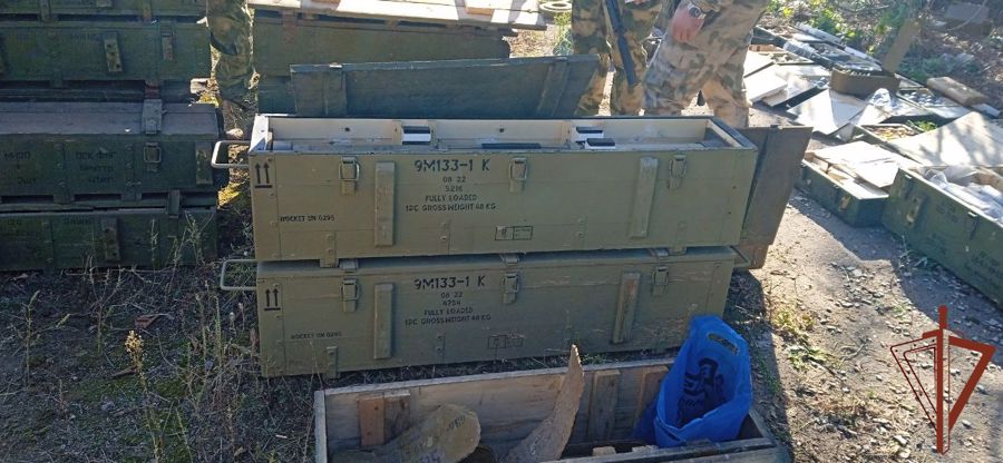 Более 100 тысяч единиц различных боеприпасов обнаружили росгвардейцы  в ЛНР 