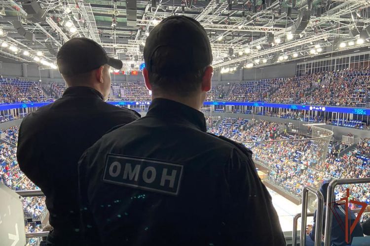 Росгвардия обеспечила безопасность матчей КХЛ, ВХЛ и турнира по хоккею с мячом в городах Сибирского федерального округа